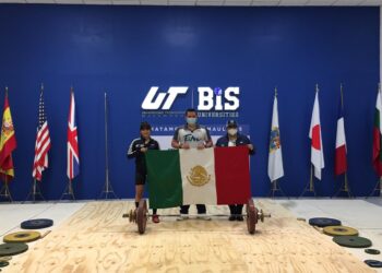 Es tamaulipeca Michell Vélez campeona mundial de levantamiento de pesas