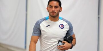 Jesús Corona explica las razones de su ausencia: lesión en la rodilla y positivo por Covid-19