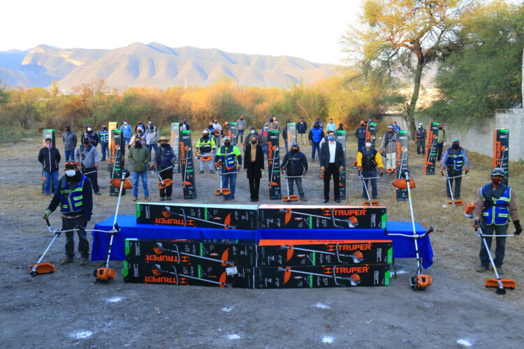 Equipan áreas de alumbrado y Conservación de espacios públicos