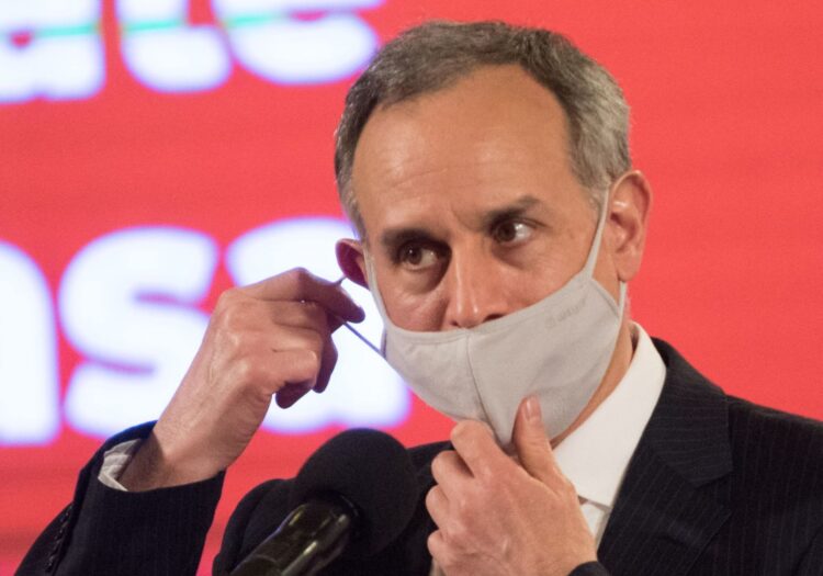 Cofepris definirá si autoriza aplicar la vacuna de Pfizer contra covid en México