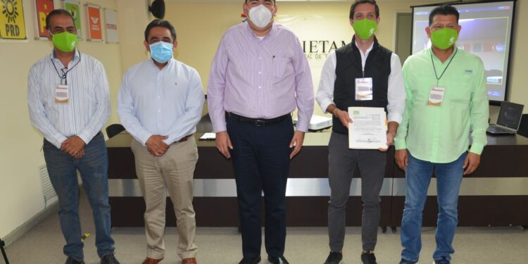 Entregan 9 partidos plataformas electorales al IETAM para comicios 2021