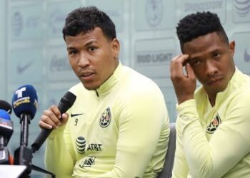 Santiago Baños confirma que los colombianos Ibargüen y Roger Martínez salen del América