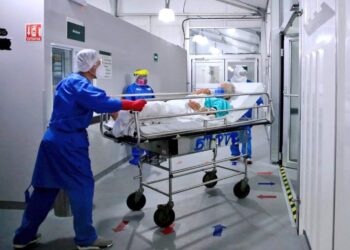 Supera CDMX pico máximo de hospitalizaciones por covid-19