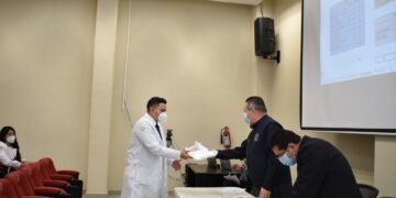 Entrega UAT 54 plazas de campos clínicos a médicos internos de pregrado
