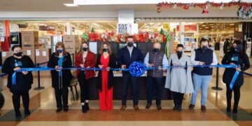 Inaugura Rivas negocio  en el sur de la ciudad