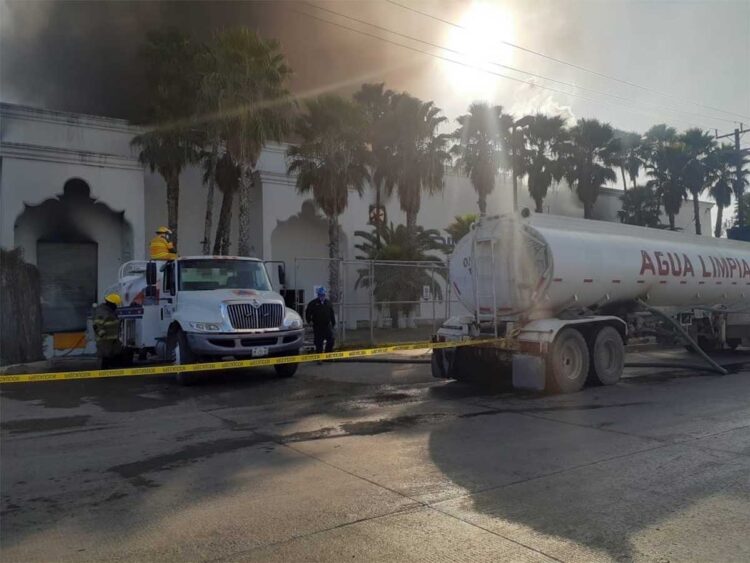 Incendio consume maquiladora en Reynosa