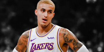Kyle Kuzma renueva con los Lakers de Los Angeles