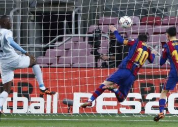 ‘Te admiro mucho’, se rinde Pelé a Messi