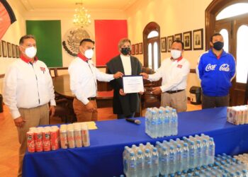 Ayuntamiento y FEMSA hacen equipo por buenas causas