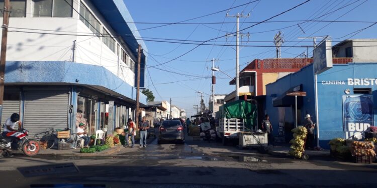 Grave apatía a usar cubrebocas en zona comercial de Cd. Victoria