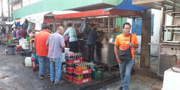 Grave apatía a usar cubrebocas en zona comercial de Cd. Victoria