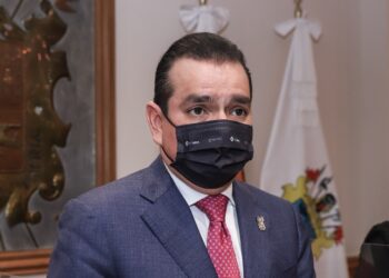 Pide Rivas a neolaredenses prudencia en fiestas navideñas por Covid