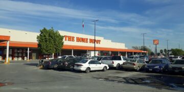 Violan comercios establecidos y ambulantes normas de prevención Covid-19