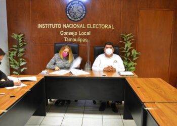 Firman INE-IETAM acuerdo para ejercicio de voto libre y razonado en 2020-2021.