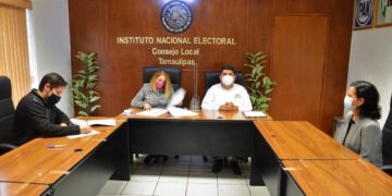 Firman INE-IETAM acuerdo para ejercicio de voto libre y razonado en 2020-2021.