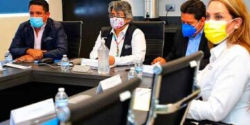 Convoca Salud a quedarse en casa la navidad para frenar contagios de COVID