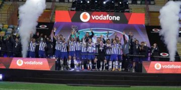 Porto y ‘Tecatito’ se coronan en la Supercopa de Portugal