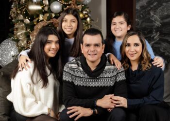Desea Rivas feliz Navidad y un  mejor Año 2021 a neolaredenses