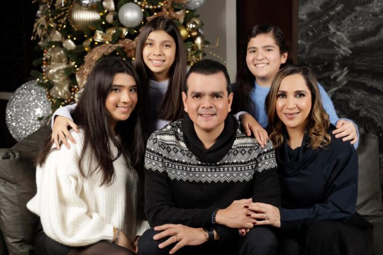 Desea Rivas feliz Navidad y un  mejor Año 2021 a neolaredenses