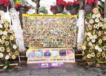 Colocan Árbol del dolor por los desaparecidos en Veracruz