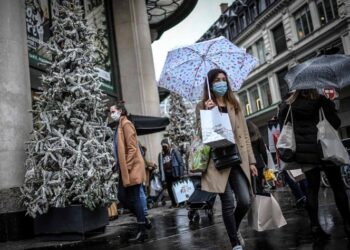 Detectan en Francia primer caso de nueva cepa de covid-19