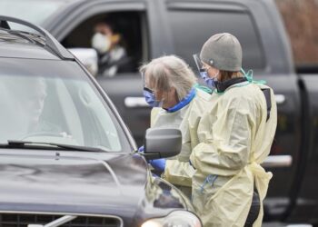 Canadá detecta dos casos de nueva cepa de covid-19