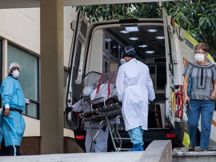 México rebasa las 122 mil muertes a causa de covid-19
