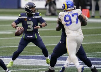 Seattle se lleva el título divisional