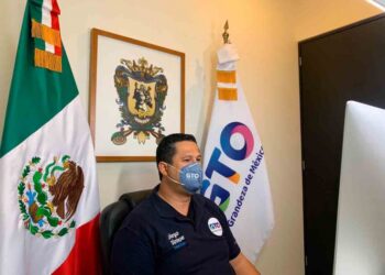 Internan a gobernador de Guanajuato tras dar positivo a Covid-19