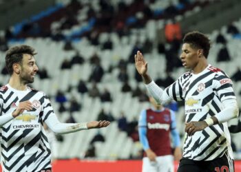 El Manchester United logra su novena victoria consecutiva de visitante