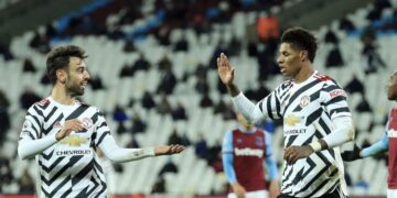 El Manchester United logra su novena victoria consecutiva de visitante