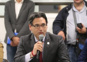 El pueblo designará candidatos de Morena en 15 gubernaturas: Erasmo