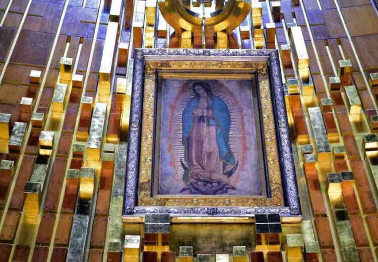 Llaman a acercarse a la Virgen de Guadalupe por Internet