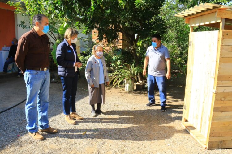 Lleva alcaldesa Pilar Gómez apoyos al campo victorense