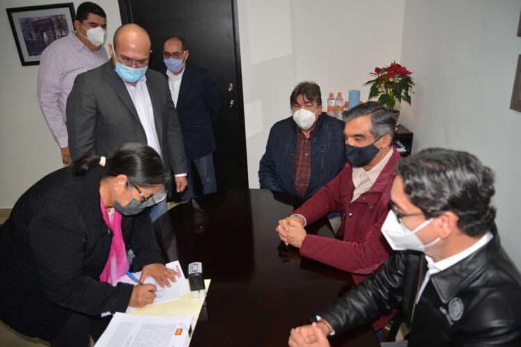 Registran coalición Morena y PT