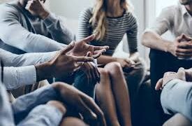 Insiste Salud en evitar reuniones sociales ante riesgo elevado de contagio de COVID