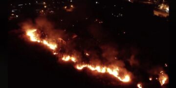 Se incendia la casona abandonada