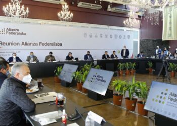 Pide Alianza Federalista distribución justa de vacuna COVID-19