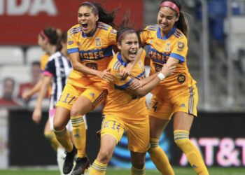 Error de Rayadas le permite a Tigres pegar primero en la final de la Liga MX Femenil