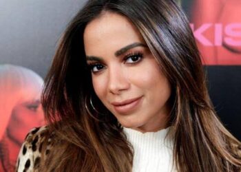 Anitta revela que fue violada a los 14 años