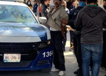 Detienen a ladrón afuera de Del Sol