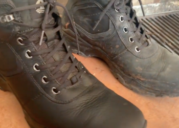 Video: Como lustrar el calzado facil en casa