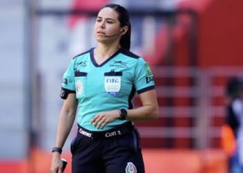 Karen Díaz se convierte en la primera árbitra en aparecer en una final de Liga MX