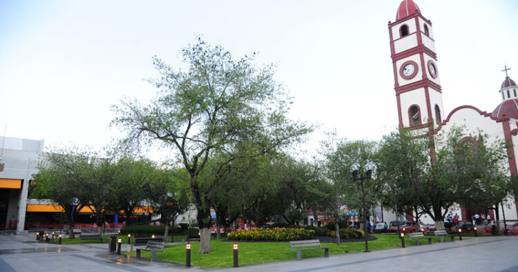 Restringen acceso a la plaza del 15