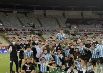 Racing elimina al Flamengo de la Copa Libertadores en tanda de penales