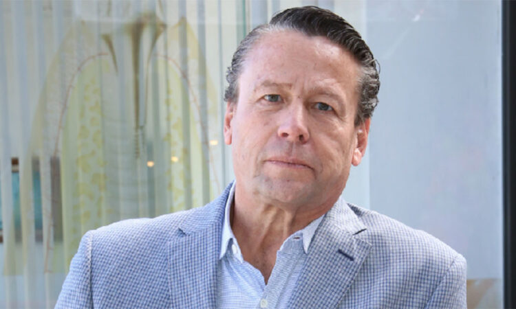 Alfredo Adame dio positivo a COVID-19