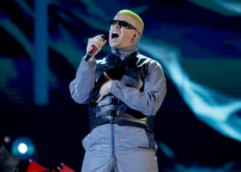 Bad Bunny es el artista más reproducido de 2020 en Spotify