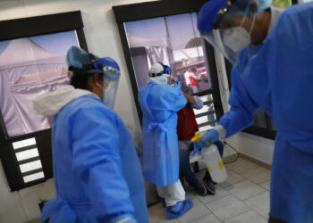 Edad promedio de muertos en México por COVID es de 55 años