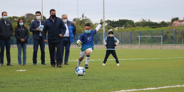 Rescatan infraestructura deportiva de Tampico