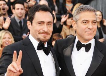 Clooney elogia a Bichir